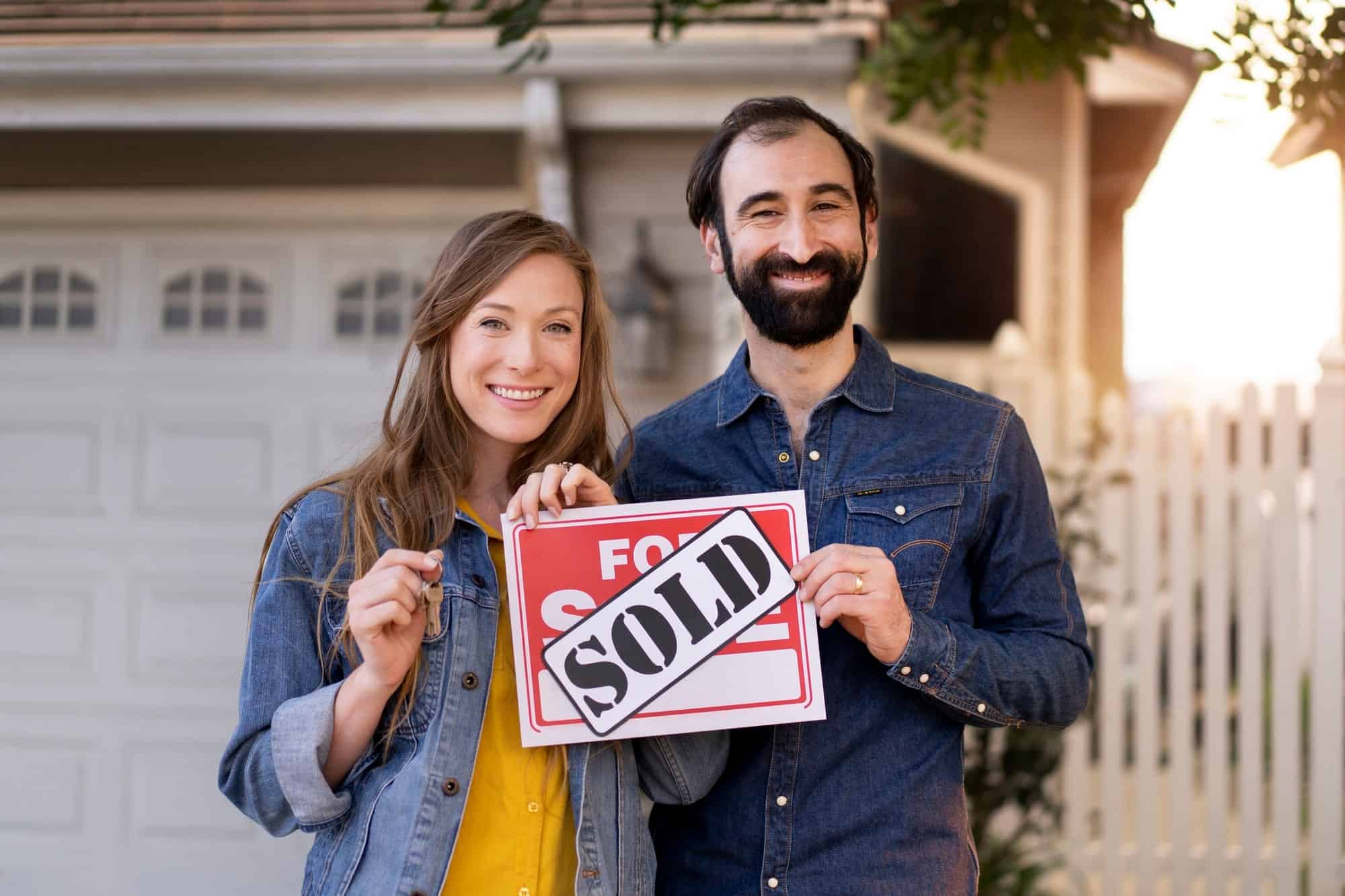 How to Sell Your Own Home Without a Realtor ListingSpark